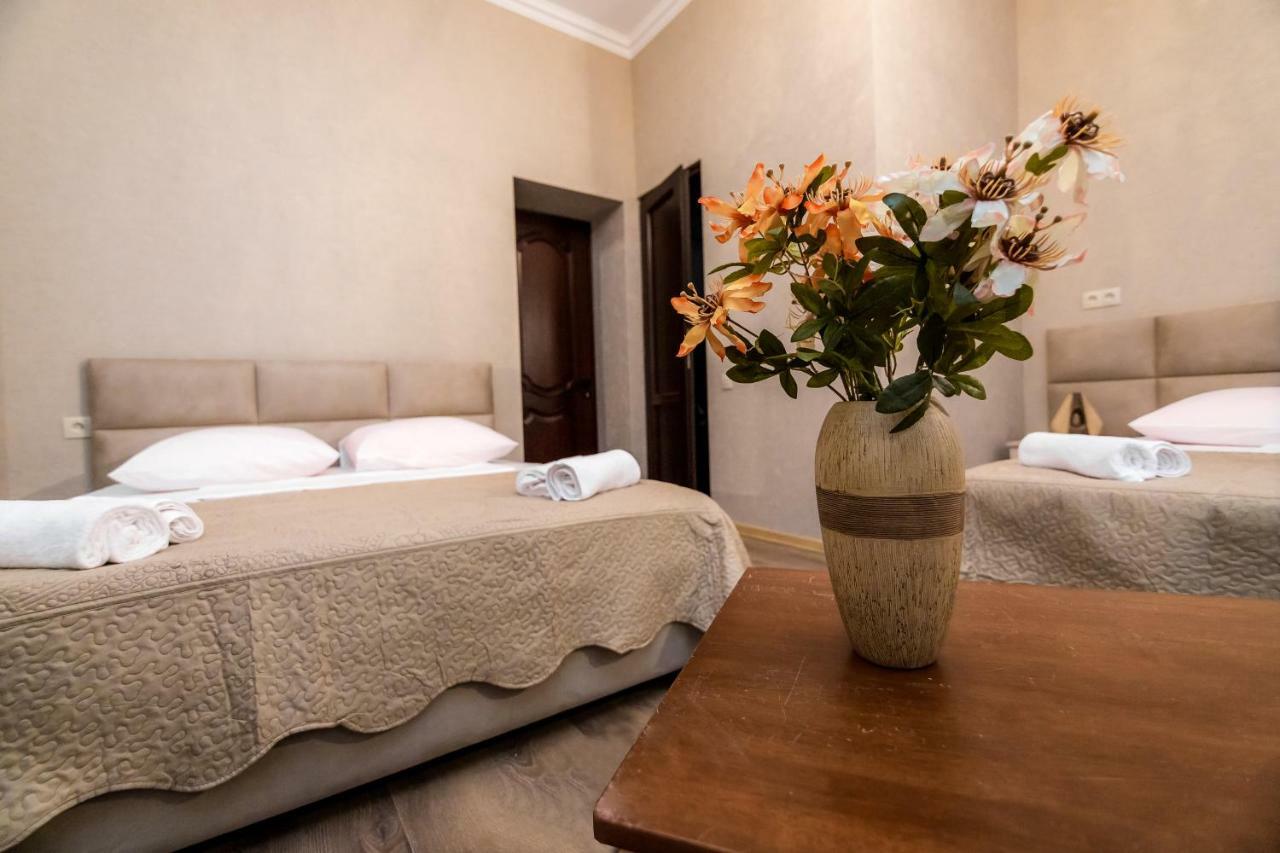 Star Hotel Tbiliszi Kültér fotó