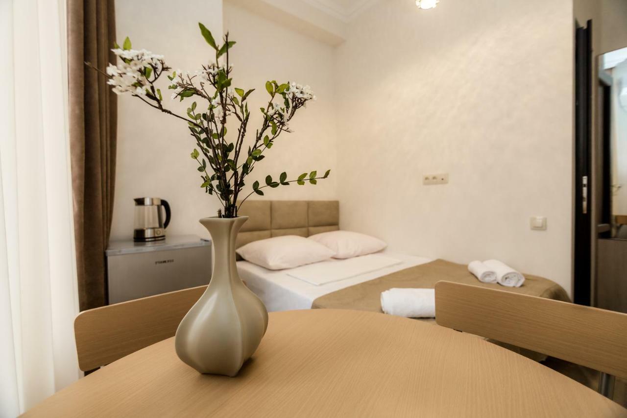 Star Hotel Tbiliszi Kültér fotó